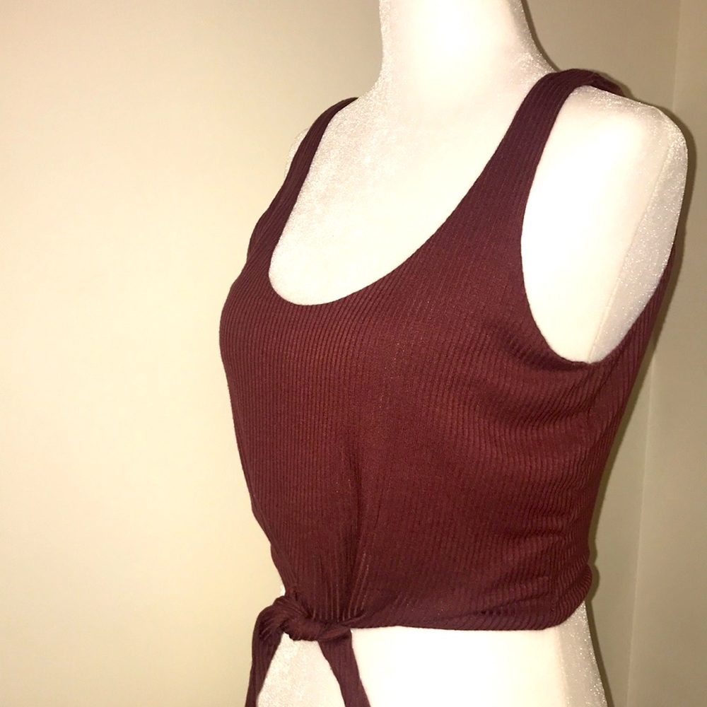 LUCY LOVE RIBBED CROP TANK TOP